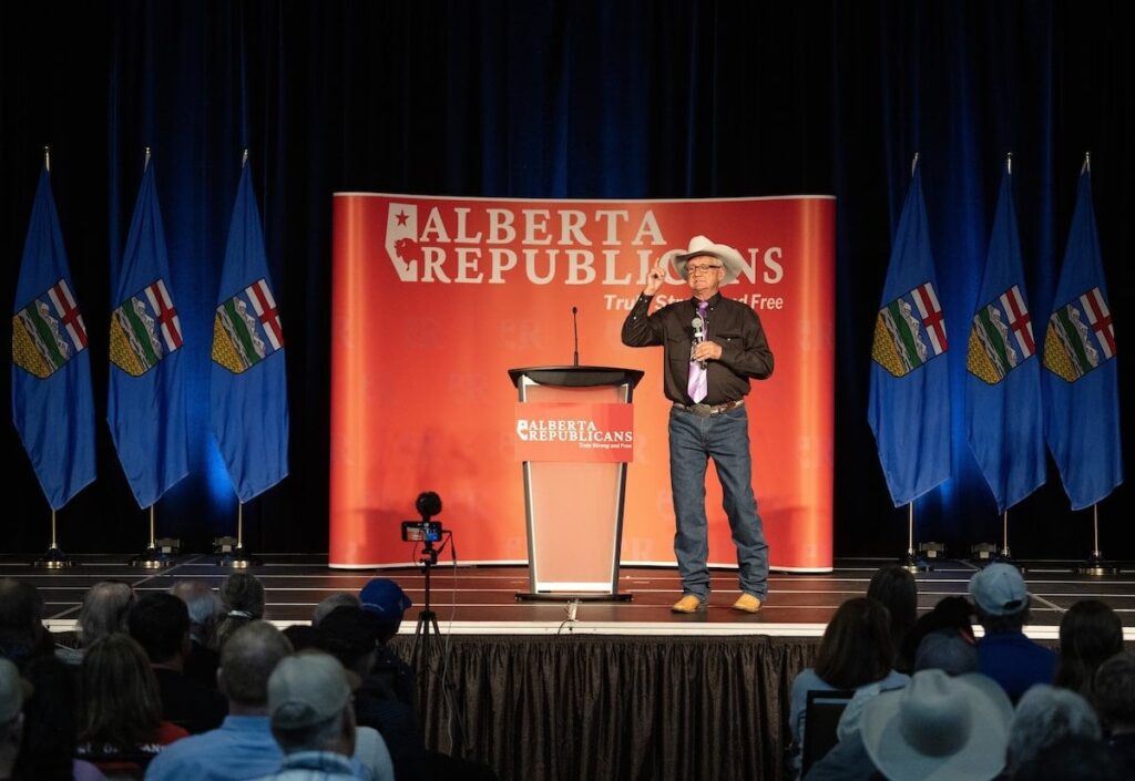 Republikanische Partei von Alberta fordert die Unabhängigkeit der Provinz bei der Kundgebung in Red Deer