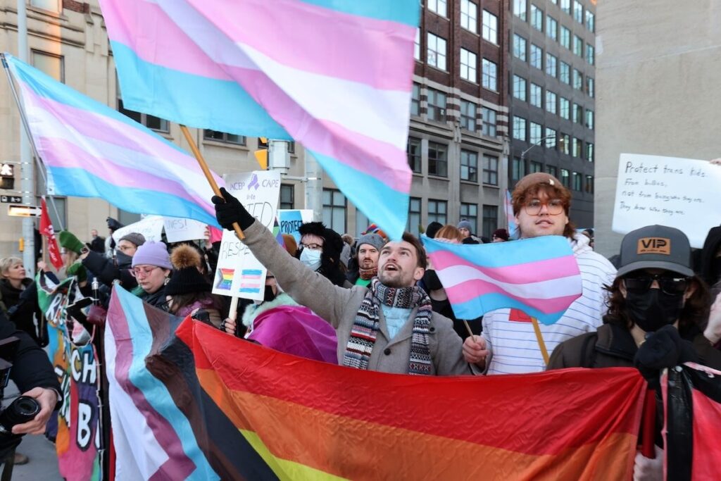 Canadian Medical Association, um eine rechtliche Herausforderung gegenüber dem Gesetz von Alberta einzureichen, die den Zugang zur Behandlung von Transgender -Jugendlichen einschränken Canadian Medical Association, um eine rechtliche Herausforderung gegenüber dem Gesetz von Alberta einzureichen, die den Zugang zur Behandlung von Transgender -Jugendlichen einschränken