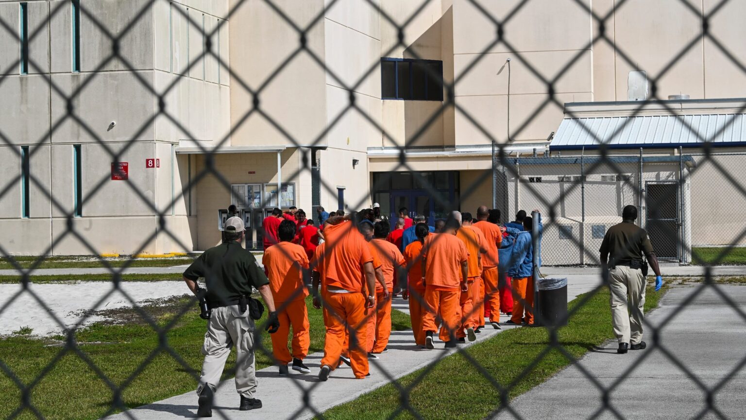 Haitianische Frau stirbt in der US -Einwanderungshaft