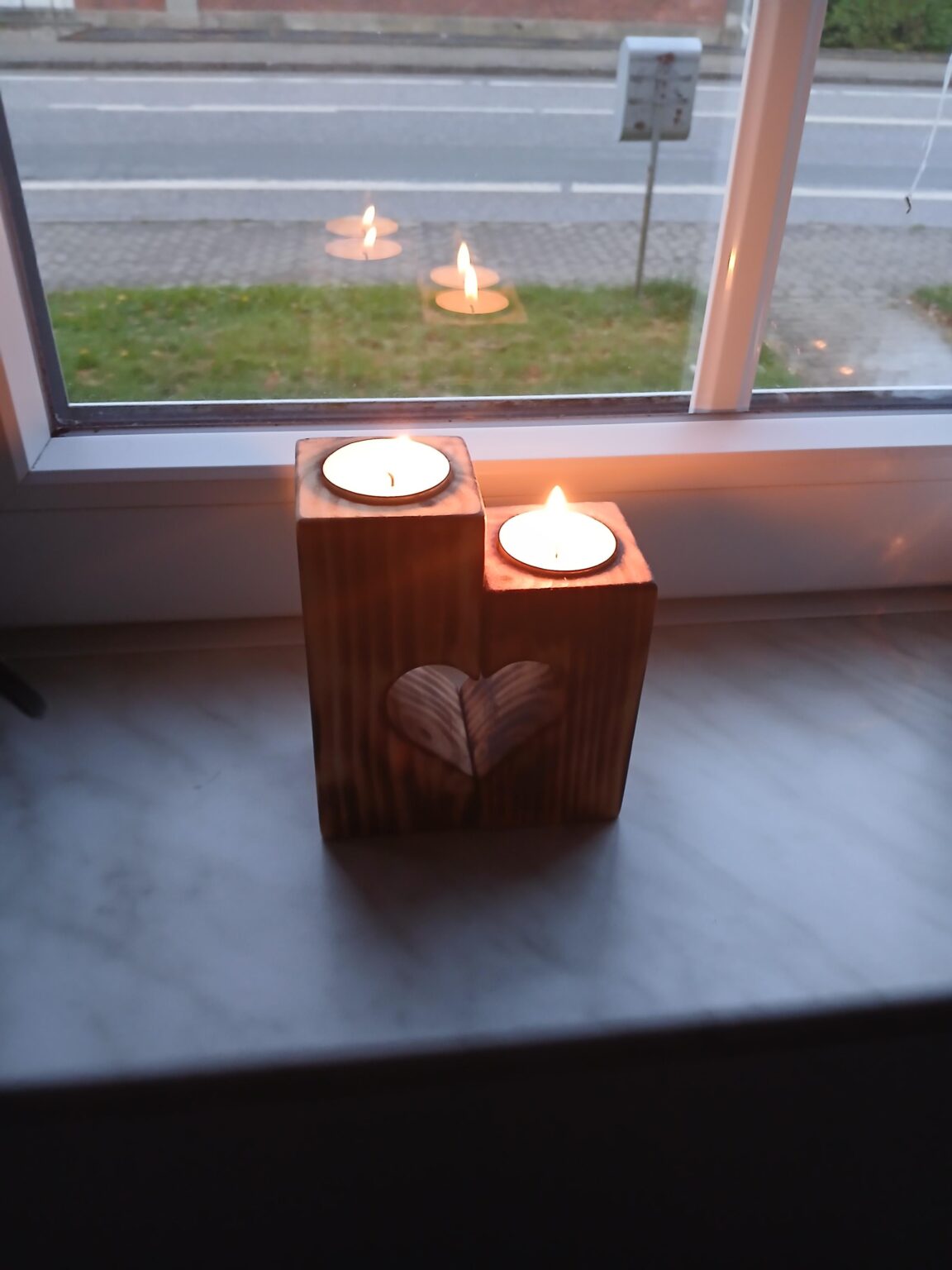 4. Maj, Licht im Fenster 4. Maj, Licht im Fenster