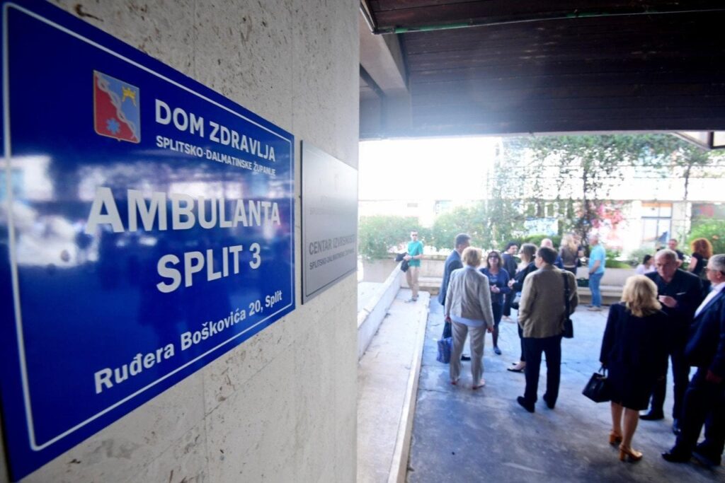 Sie beeilten sich, vor der Wahl einen Krankenwagen in Split zu öffnen, sehen, wie es aussieht! Schwestern 'Crack', berichteten alles der Inspektion ...
