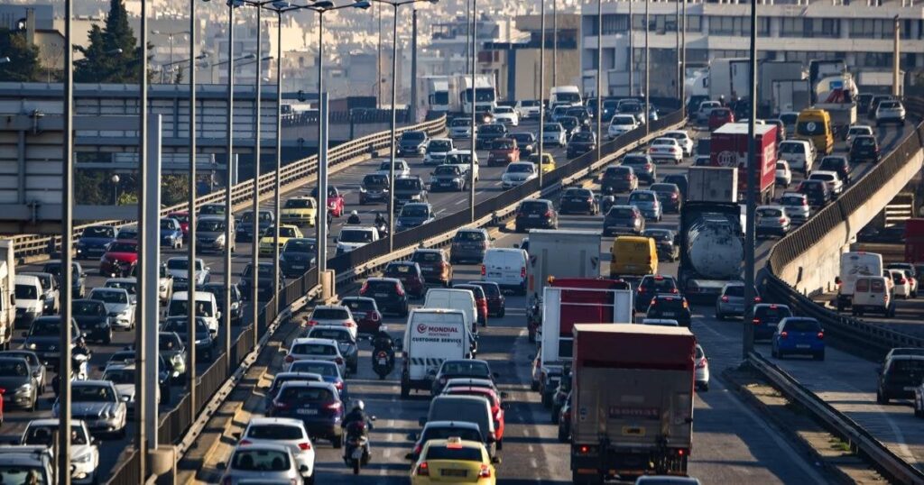 Palmos Analyse Research: Welche Transportmittel bevorzugen griechische Arbeitnehmer?