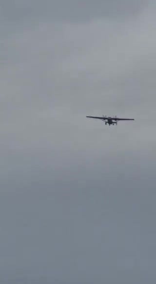 Als Russlands SU-35 die estnische Luftgrenze überquerte, versuchte der Tanker der Marine unter der Flagge von Gabon in Richtung Primorsk.