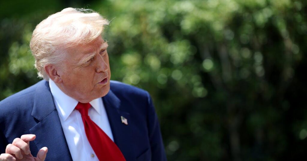 Trump glaubt jetzt, dass Hochgeschwindigkeits -Internet „rassistisch“ ist – Trump hat Bidens digitaler Aktiengesetz getötet und es als „rassistisch“ und „verfassungswidrig“ bezeichnet. Trump glaubt jetzt, dass Hochgeschwindigkeits -Internet „rassistisch“ ist - Trump hat Bidens digitaler Aktiengesetz getötet und es als "rassistisch" und "verfassungswidrig" bezeichnet.
