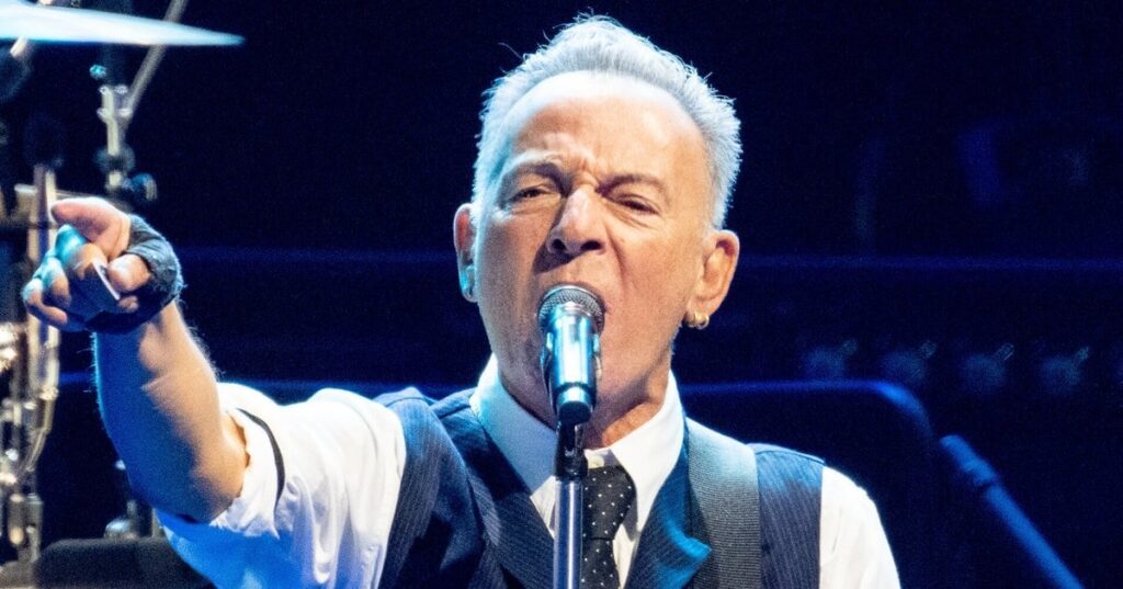 Bruce Springsteen sprengt Trump Admin als "inkompetent und verräterisch"