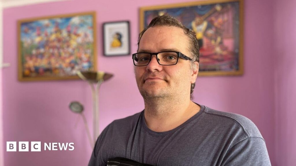Brustkrebs lässt Hull Man "wie ein Betrüger" - BBC News