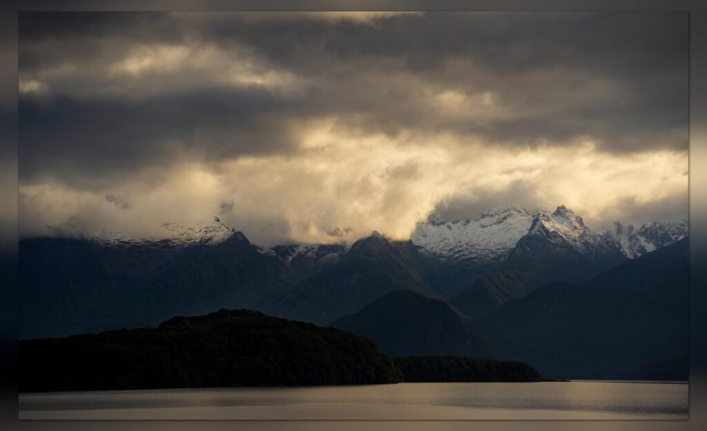 Habe heute einige Fotografie über meine Pausen bei der Arbeit gemacht (Fiordland, Neuseeland)
