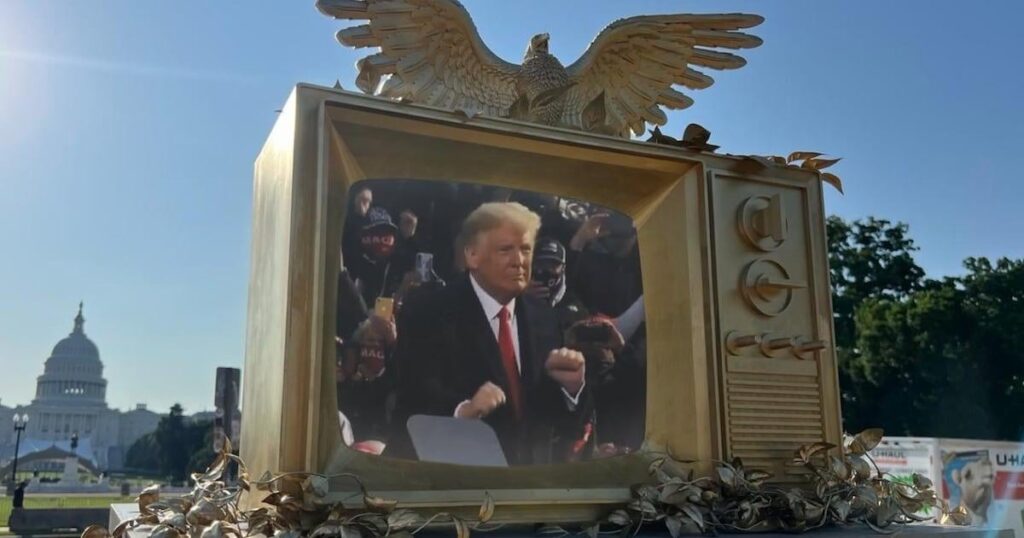 Weißes Haus, der absolut über die Skulptur ist und Trump mit Epstein tanzt