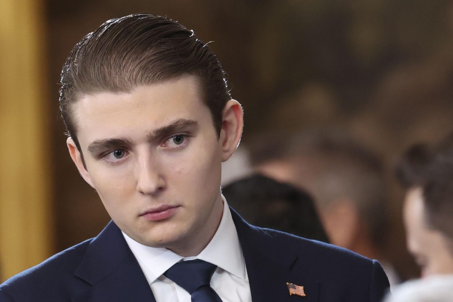 Wie Barron Trump 40 Millionen Dollar vom Krypto -Unternehmen seines Vaters verdient hat