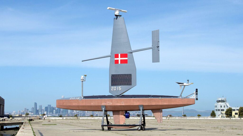 Dieses krewlose Schiff verteidigt das Wasser von Dänemark und der NATO. So funktioniert es.