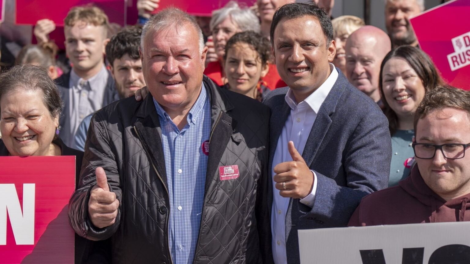 Scottish Labour Win Hamilton, Lark Hall und Stonehouse nach Wahl