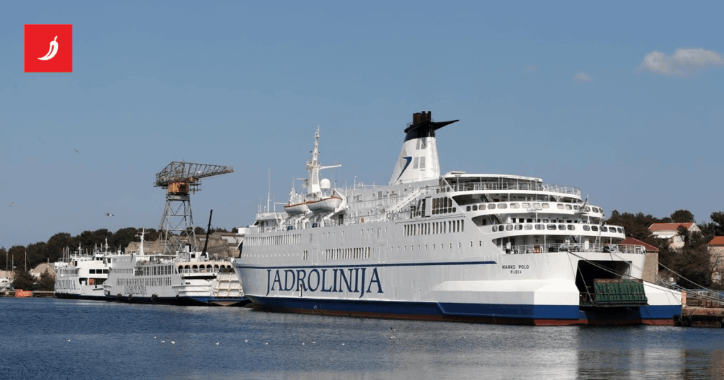 Das Büro des italienischen Hafenmeisters behielt Jadrolinijas Fähre Marco Polo bei