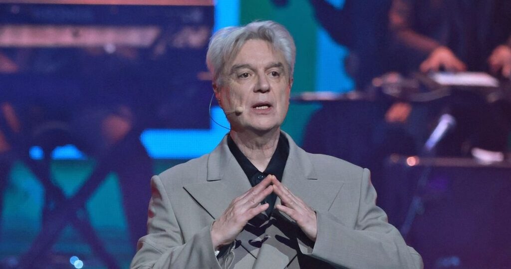 David Byrne kündigt ein neues Album und eine neue Welttournee an: „Ich kann meine Komfortzone mit dem Wissen aussteigen, dass ich irgendwie weiß, wer ich jetzt bin und irgendwie weiß, was ich tue.“ David Byrne kündigt ein neues Album und eine neue Welttournee an: "Ich kann meine Komfortzone mit dem Wissen aussteigen, dass ich irgendwie weiß, wer ich jetzt bin und irgendwie weiß, was ich tue."