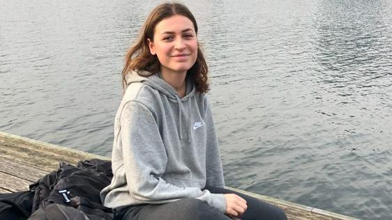 Familie ist erfolgreich: Sarahs Selbstmord könnte "mit überwiegend Wahrscheinlichkeit" vermieden werden