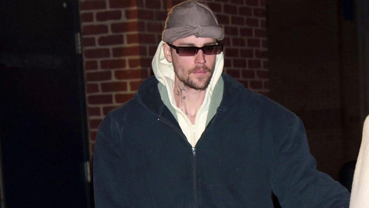 "Ich bin ein Mensch": Justin Bieber geht auf Paparazzi aus, weil er ihn gedreht hat