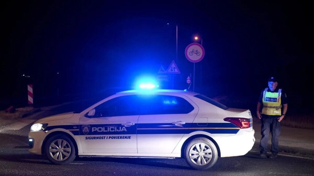 Die Polizei enthüllte uns die Details des Unfalls: „Wir haben 23 Mal einen Mann genehmigt, uns zuvor geflohen …“ Die Polizei enthüllte uns die Details des Unfalls: "Wir haben 23 Mal einen Mann genehmigt, uns zuvor geflohen ..."