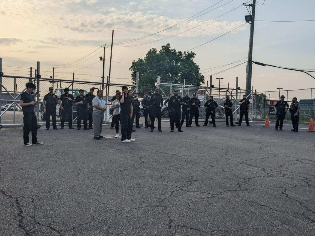 ICE -Häftlinge zerreißen eine Wand im Aufstand in der NJ Haftanstalt, sagt Anwalt, sagt Anwalt