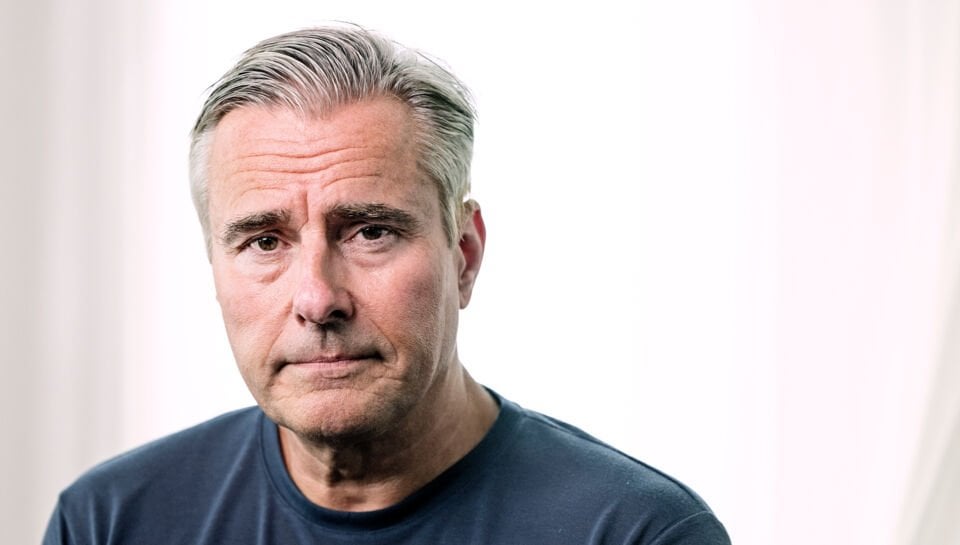 Erste Nachricht: Henrik Sass Larsens Buch verkauft Müll