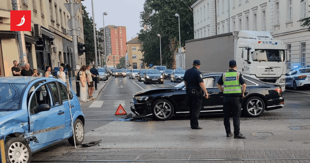 Bestätigt: Anusics Fahrer ging durch die Rot. Drei Personen verletzt