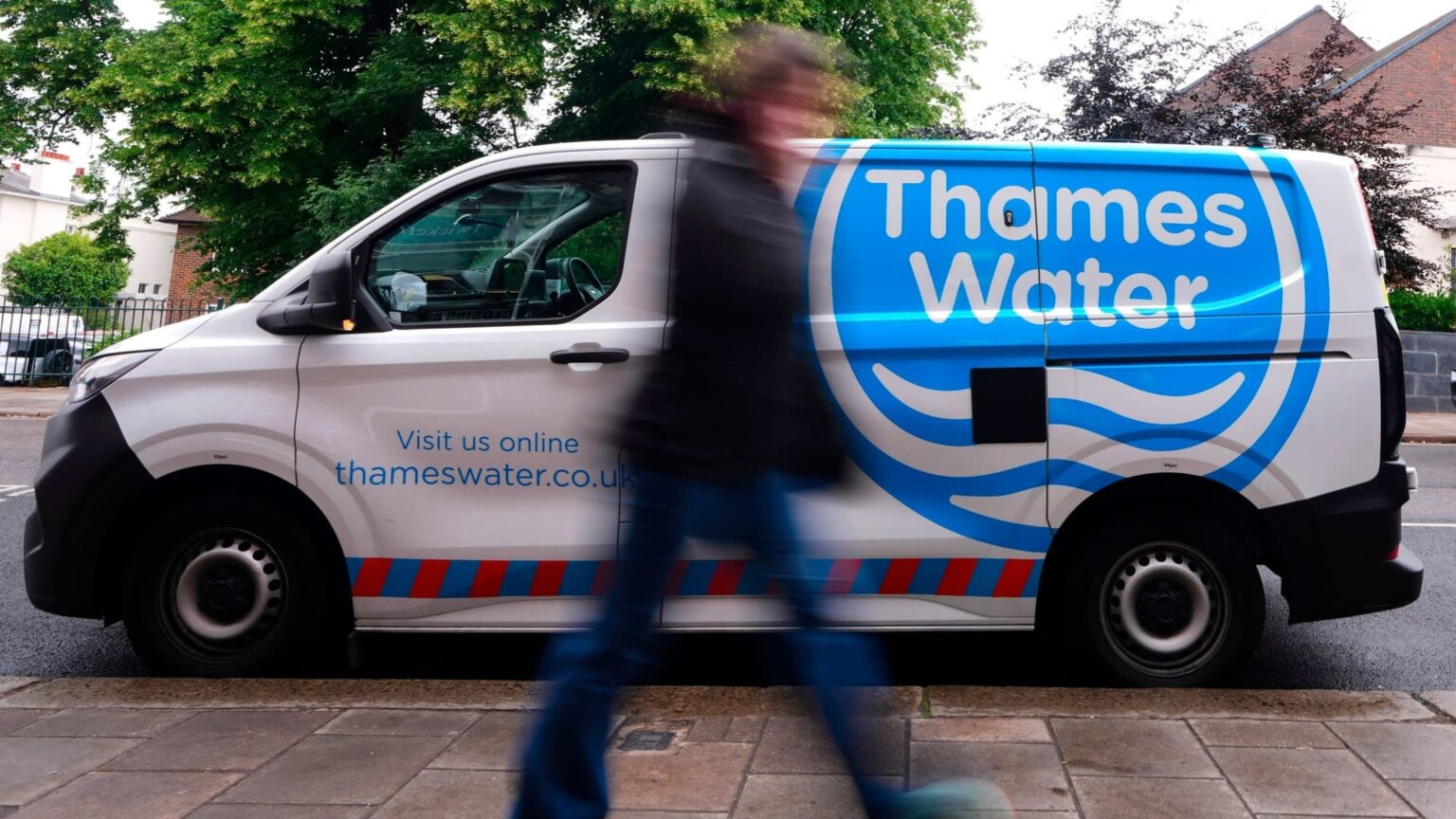 Thames Water Bosse wurden vor dem Aufschrei wegen Boni auf 18,5 Mio. GBP eingestellt