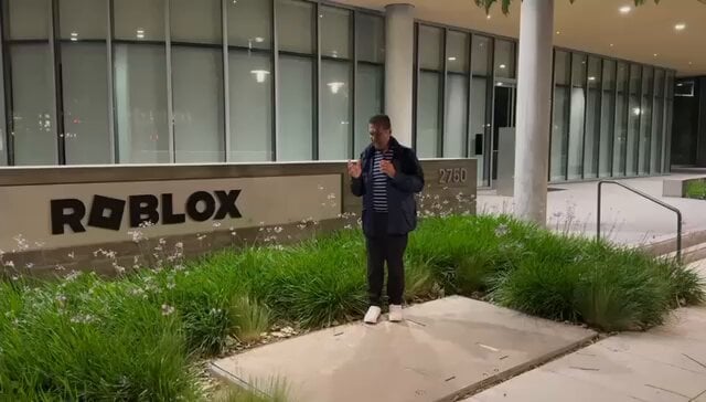 Mustafa Sarıgül: "Ich bin zum Roblox Game Center in Amerika gekommen. Ich warte auf 20 Millionen Kinder, die darauf warten, öffnen zu werden. Niemand kann uns täuschen. Wir werden das Geld unserer Kinder mit Interesse zurücknehmen."