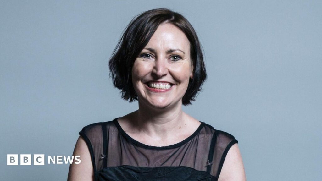 Regierung Peitsche Vicky Foxcroft gibt über Behinderungsnutzenkürzungen auf