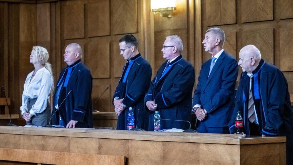 Es kann Babiš einen Platz bei den Wahlen kosten Es kann Babiš einen Platz bei den Wahlen kosten
