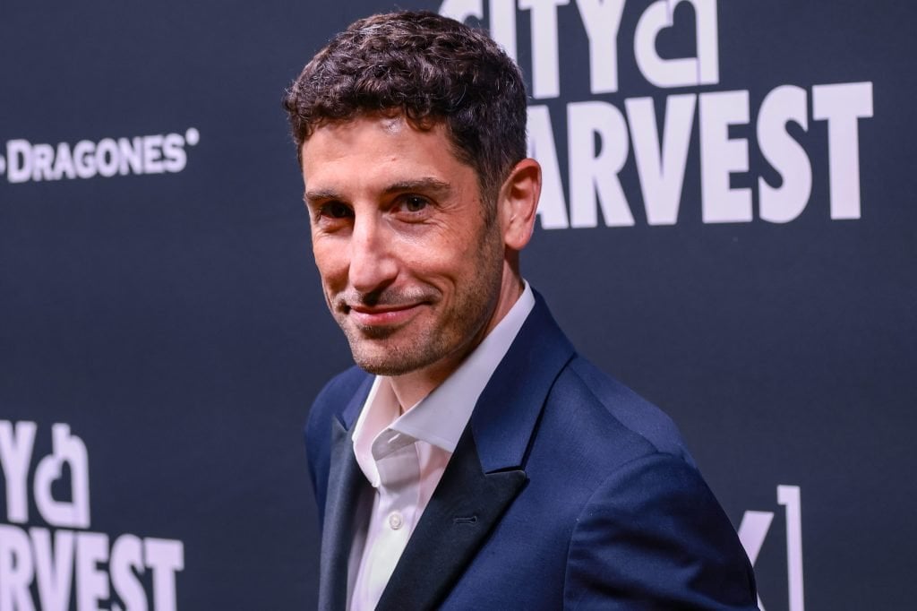 Jason Biggs Details klettern in Müll, um Kokain zu schnuppen
