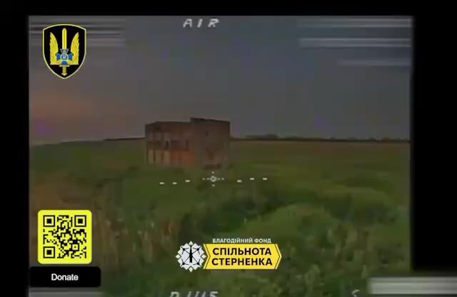 Die ukrainische Drohne von SBU SF „Alpha“ eliminiert zwei russische Soldaten während der Ausführung von Oralsex im Juni 2025