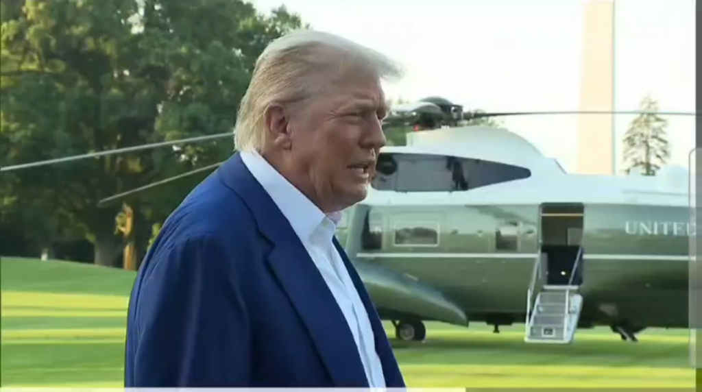 Trump schlägt Israel und den Iran, sagt: "Sie wissen nicht, was zum Teufel sie tun", nachdem beide Seiten gegen den Waffenstillstand verstoßen haben
