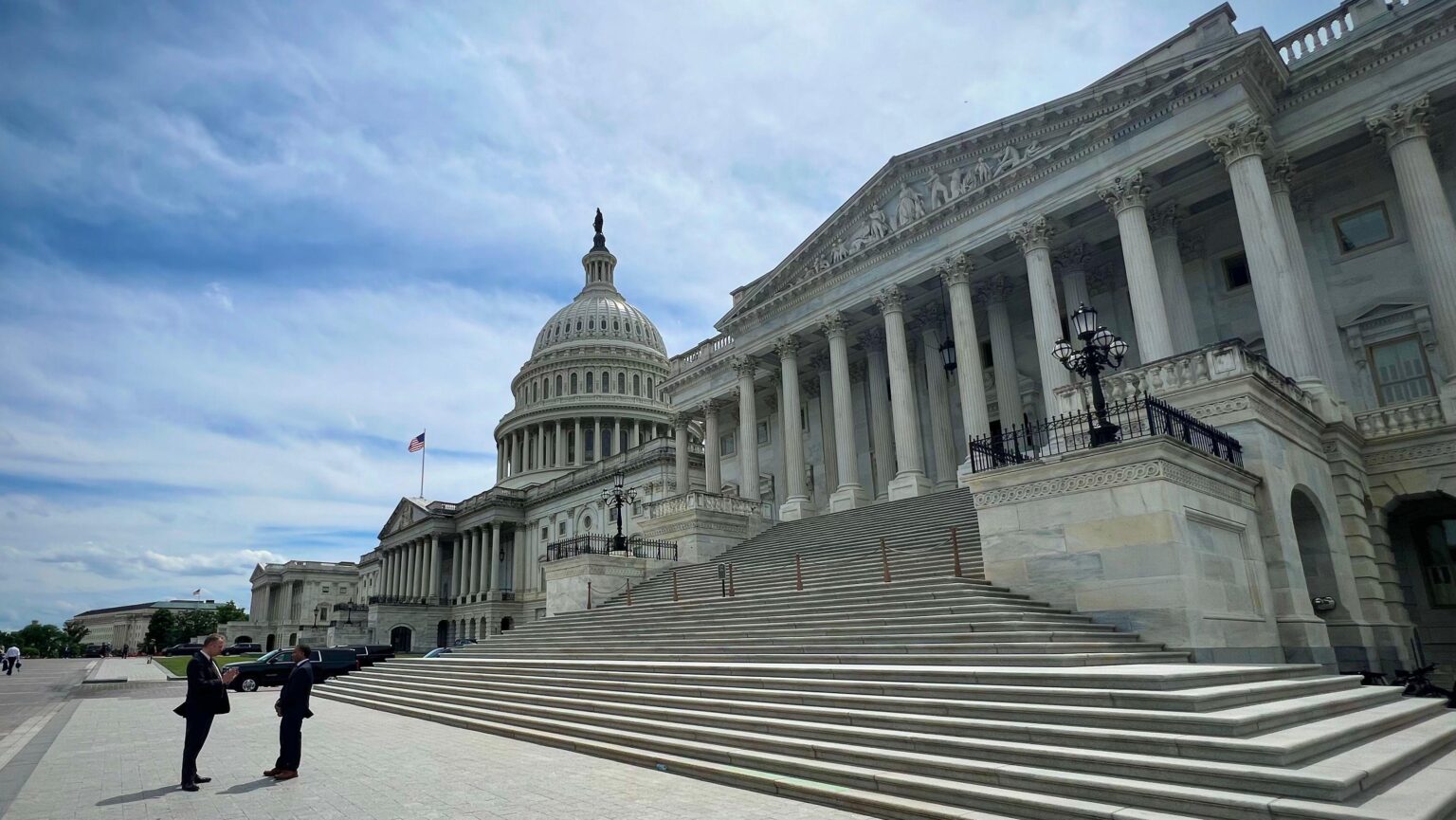 Der Senat beginnt mit der Verabschiedung von Stablecoin Bill, während der Marktstruktur der Hausmarkierung gewinnt