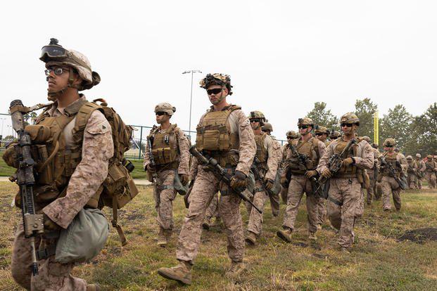 Marines befugte sich, Demonstranten in LA vorübergehend festzuhalten, was rechtliche Bedenken ausspricht