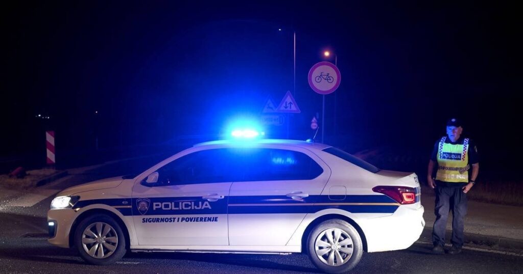 Zagorje Magistrala – Kod West Gate – Scherze auf den Zustand dieses Teils des Landes Zagorje Magistrala - Kod West Gate - Scherze auf den Zustand dieses Teils des Landes