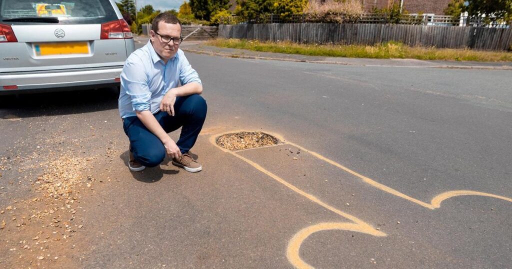 New Forest -Schlagloch mit groben Graffiti, um Probleme hervorzuheben