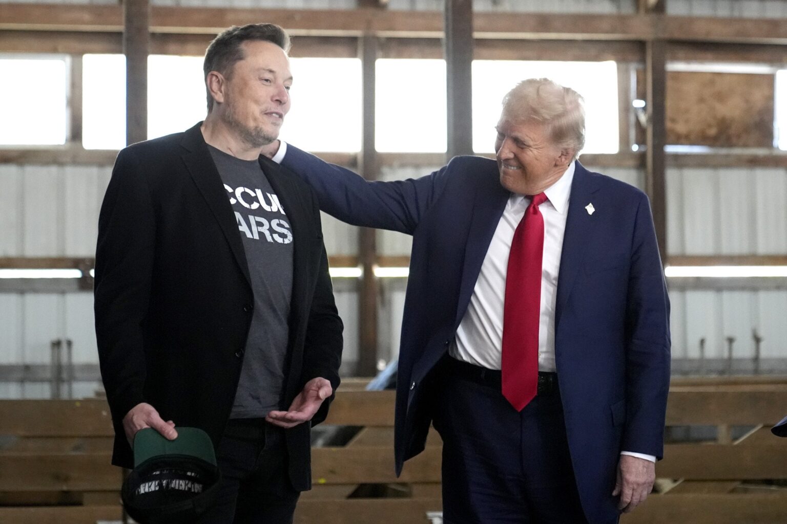 Das Weiße Haus sagt, Elon Musk mit einer "unglücklichen Episode"
