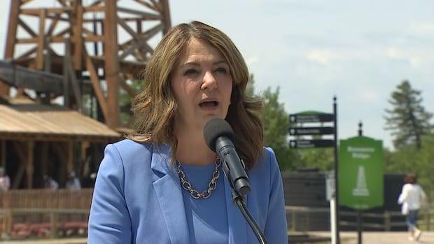 Welches 'Nächste' ist Danielle Smiths Ottawa-Affairs-Panel Alberta?