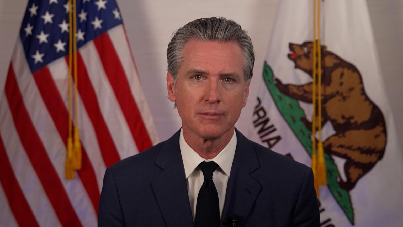 Newsom's California und USA Adresse