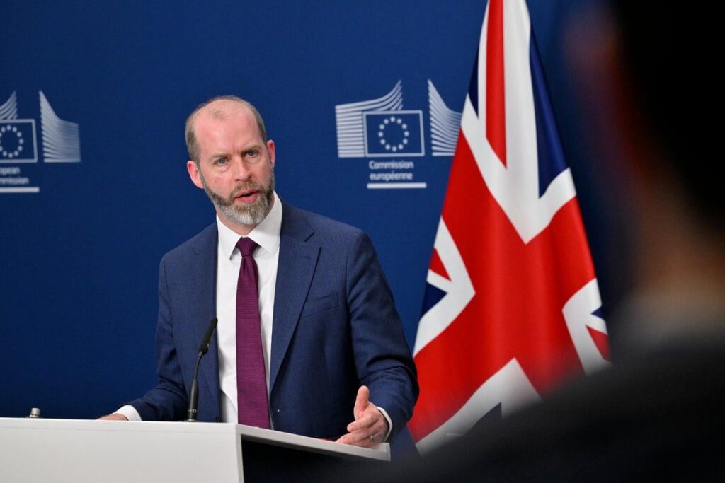 Jonathan Reynolds verspottet Nigel Farages Kohleminen als "absolute Parodie"