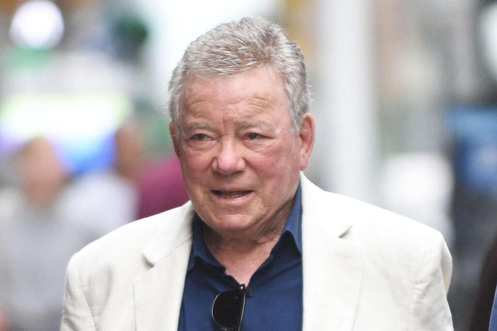 William Shatner wird offen über 'Höhen und Tiefen', mit 'Permanent Tinnitus' zu leben: 'Ich weiß', wie schwierig es wird, es zu bekommen '
