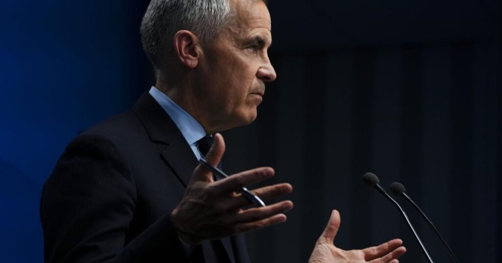 Wanderung in Verteidigungsausgaben könnte in anderen Bereichen Schnitte bedeuten, warnt Mark Carney Wanderung in Verteidigungsausgaben könnte in anderen Bereichen Schnitte bedeuten, warnt Mark Carney