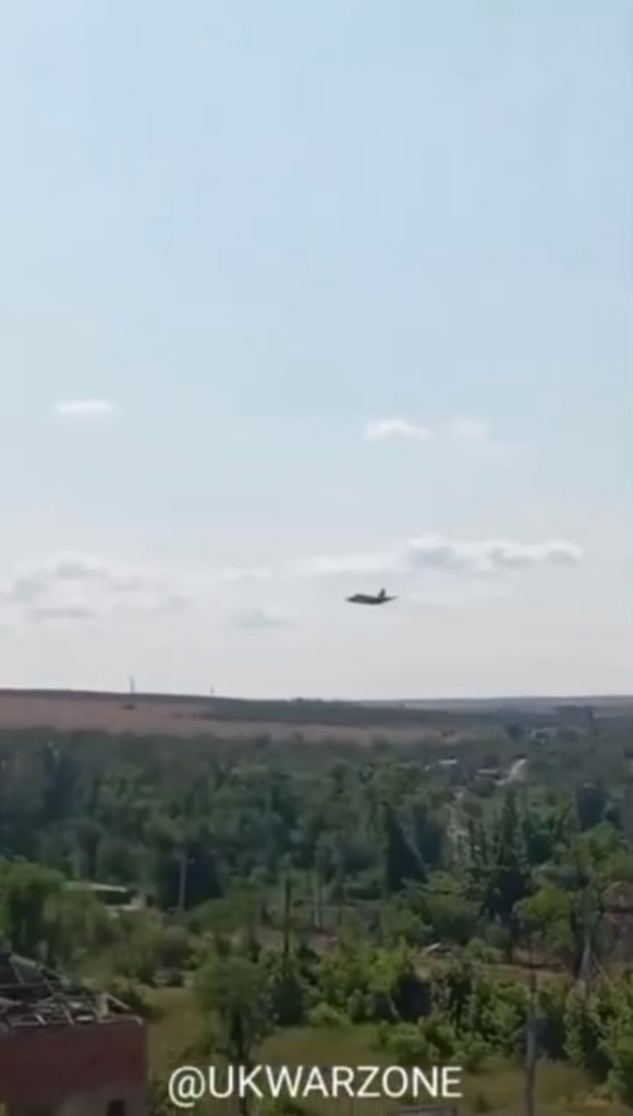 Der russische SU-25 hat heute in der Ukraine abgeschossen.