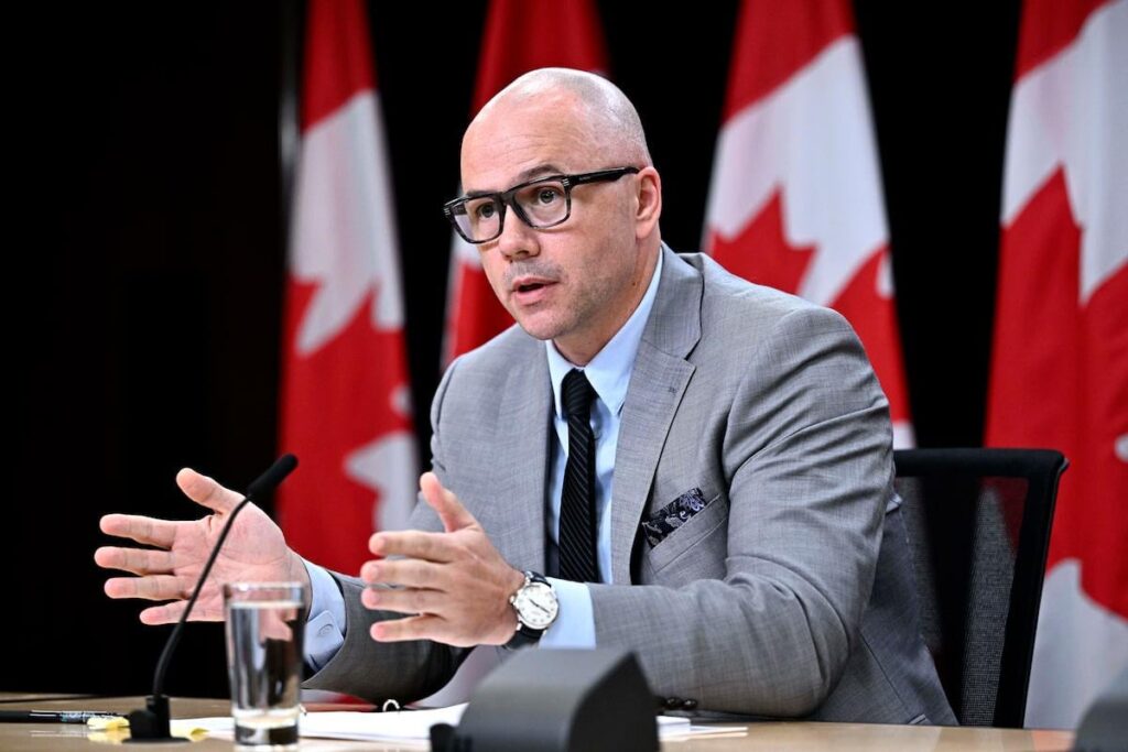 Die Behebung von Phoenix-Gehaltsabrechnungsproblemen kostet Ottawa 5,1 Milliarden US-Dollar, sagt Bundesbeamte Die Behebung von Phoenix-Gehaltsabrechnungsproblemen kostet Ottawa 5,1 Milliarden US-Dollar, sagt Bundesbeamte