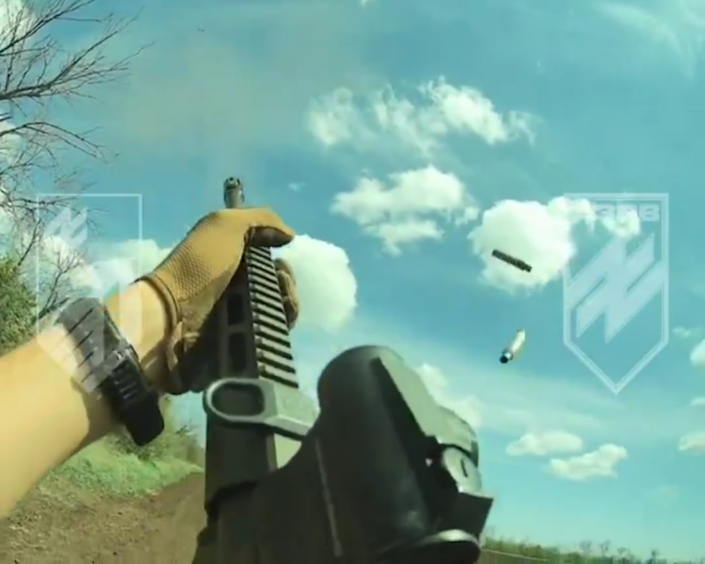 Ukrainische Soldaten der 12. Special Operations Brigade Azov haben zahlreiche russische UAVs im Toretsk -Sektor abgeschossen. Mai/Juni 2025 [Published 08.06.2025]
