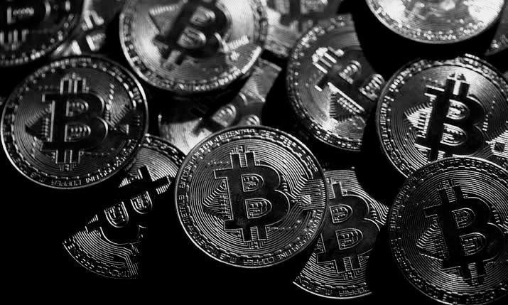 Die Russenkrypto-Holdings übertreffen bis Mitte 2025 25,4 Milliarden US-Dollar
