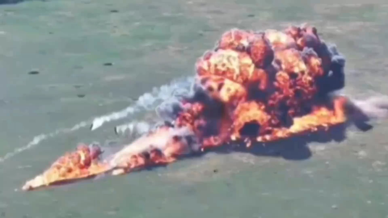 Der Moment des gestrigen Absturzes des russischen SU-25 in der Donezk-Richtung.