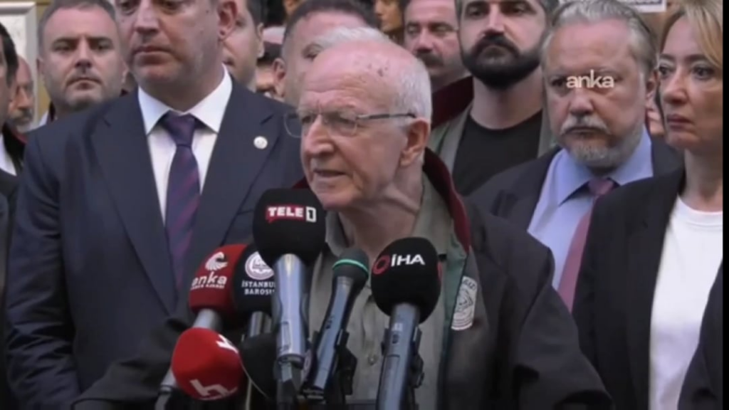Präsident der Istanbul Bar Association: "[...] Genau wie der falsche Konstitutionalismus in Türkiye heute. "