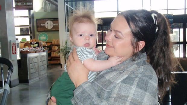 Nicht alle Alberta -Babys haben Anspruch auf frühe Masernschüsse und besorten Calgary Mom