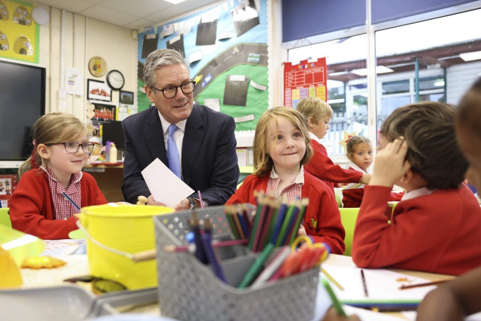 Die Regierung sendet, um eine halbe Million Kinder mehr Schulmahlzeiten von 2026 - Politics UK zur Verfügung zu stellen
