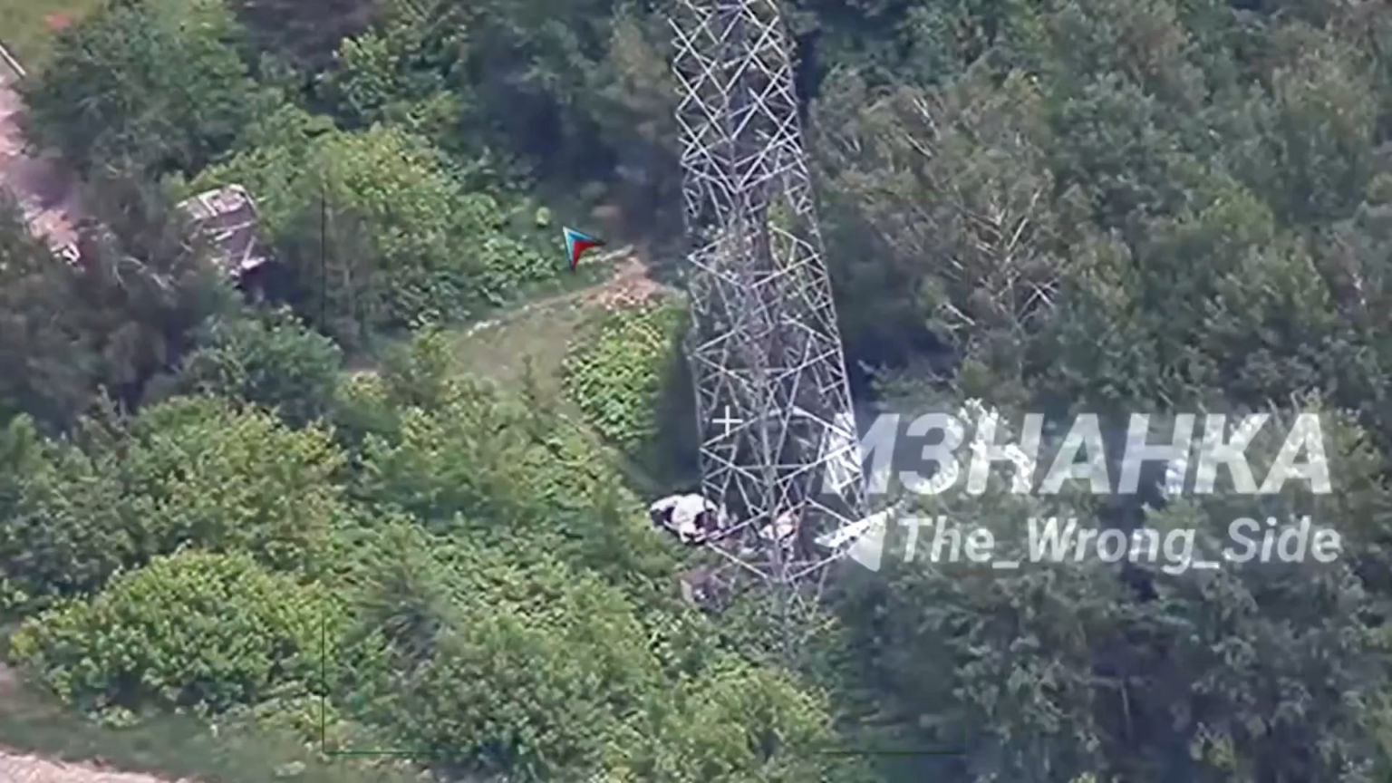 Russland traf mit einem Iskander- und Kamize -Drohnen einen Communcations -Turm in Tschernihiv, nachdem ein schneller Neuverdrahtung der Turm wieder funktionsfähig war.