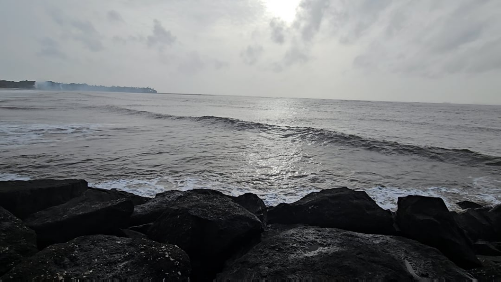 Hier schaue auf das Meer
